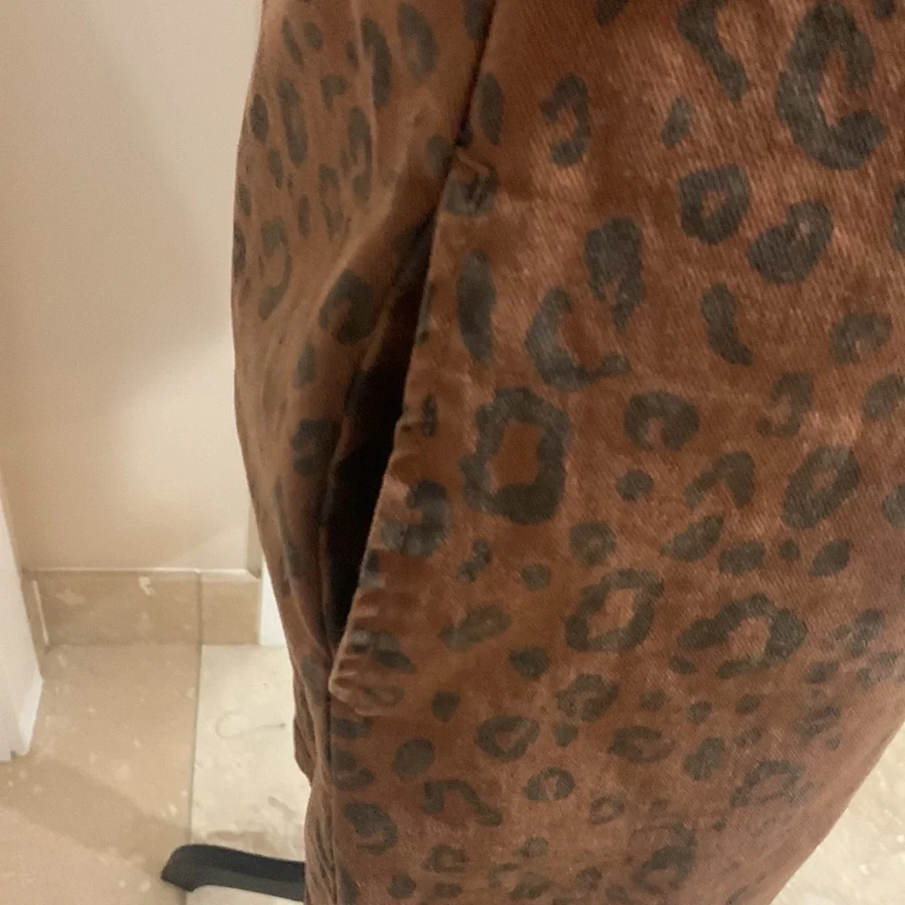 Dress - Picture 5 of 6